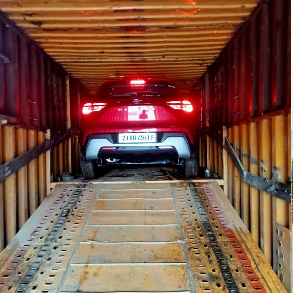 Domestic shifting Vehicle Shifting Service