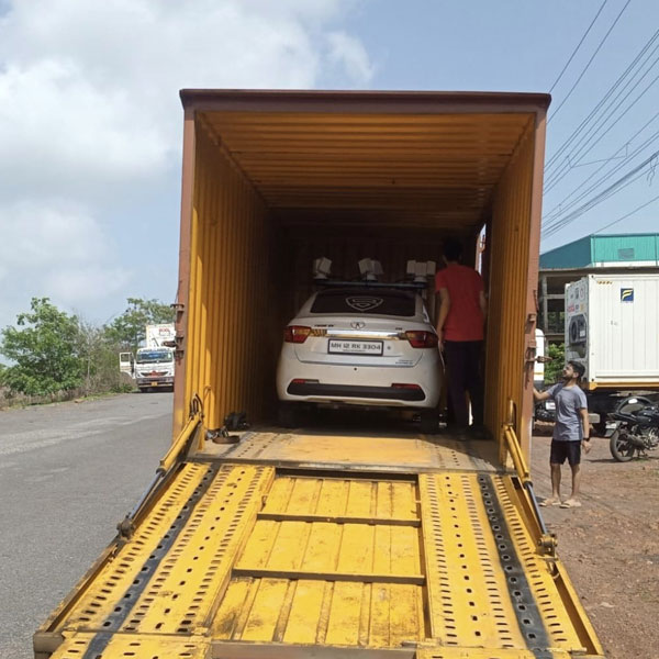 Domestic shifting Vehicle Shifting Service